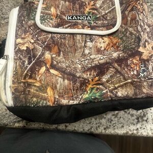 Kanga Men’s Camouflage 12 pk cooler - Brown/Green